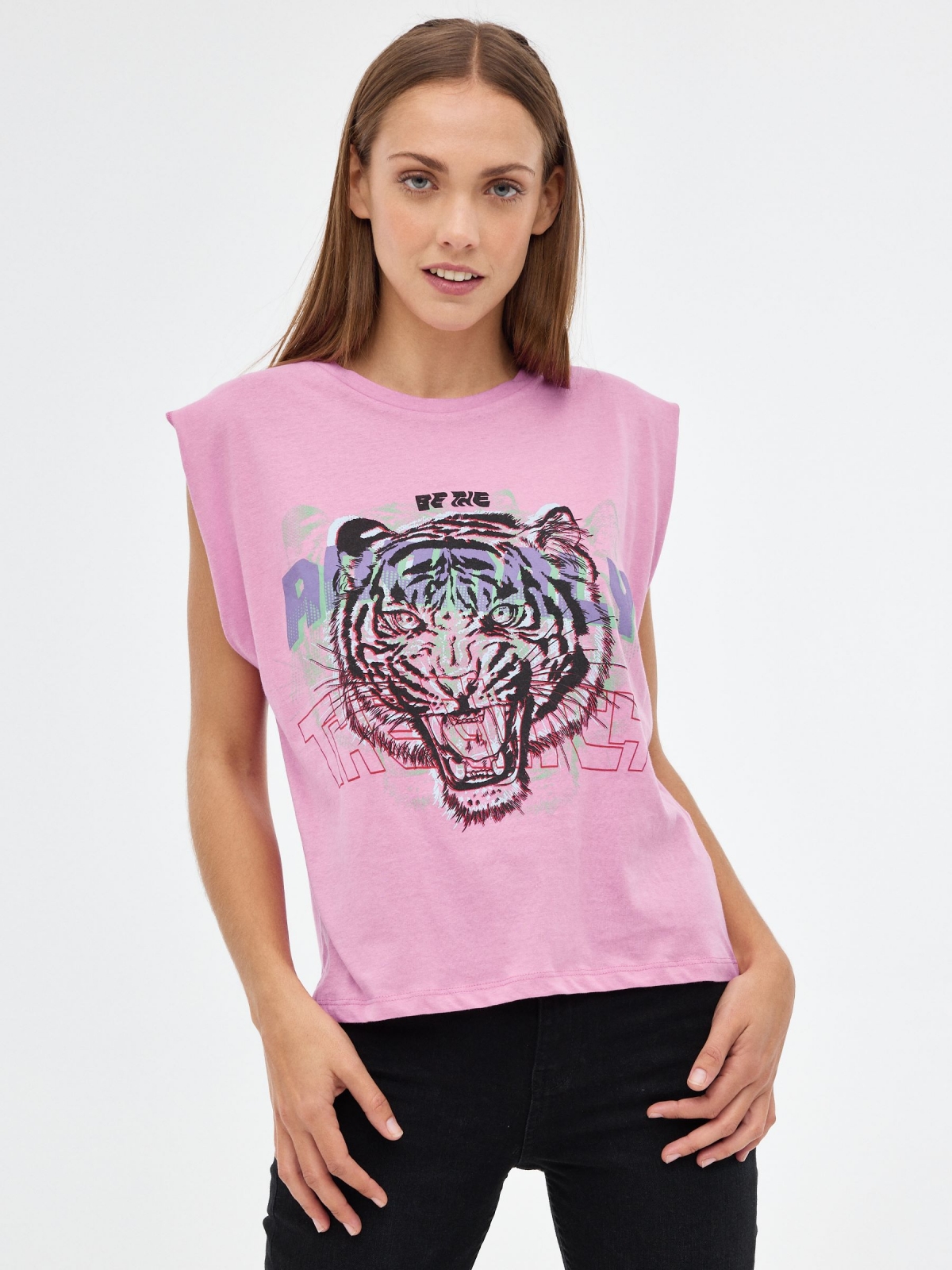 T-shirt de tigre sem mangas magenta vista meia frontal