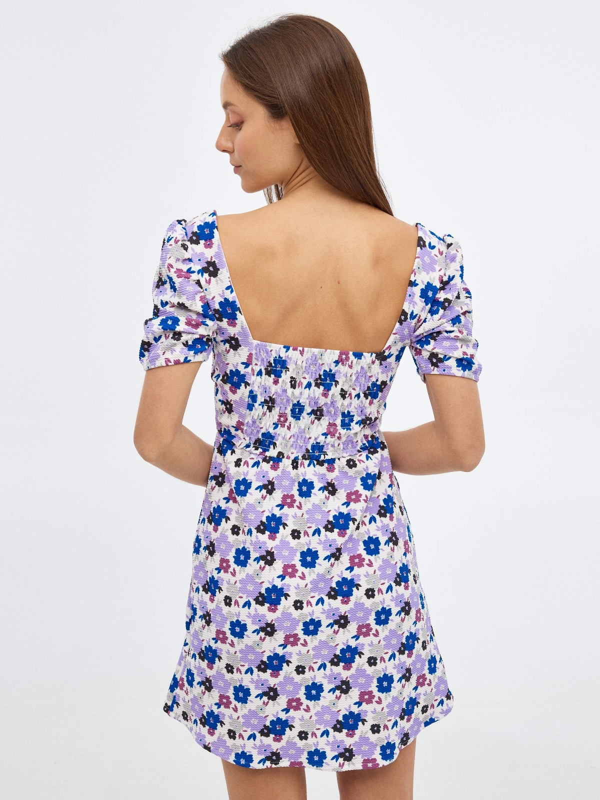 Mini vestido com estampa floral multicolorido vista meia traseira