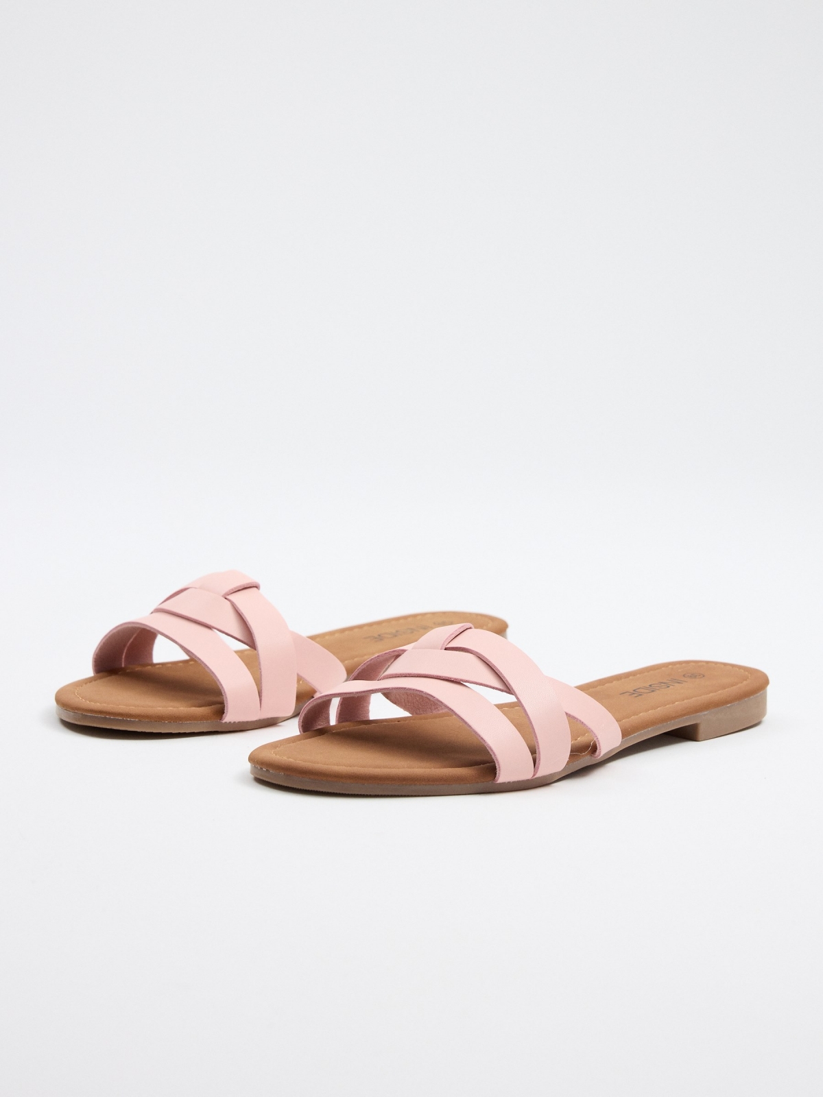 Strappy thong sandal coral 45º front view