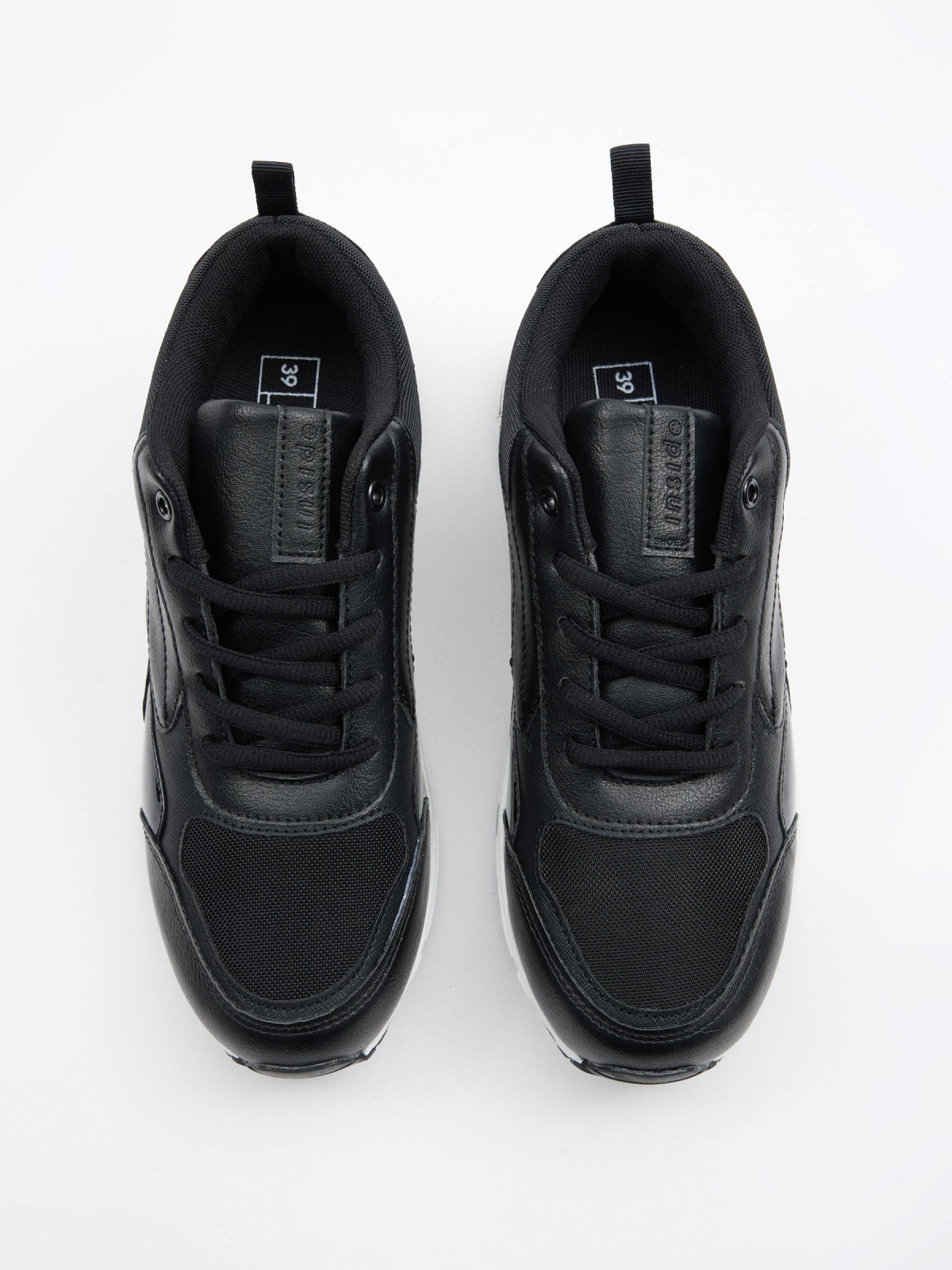Black sneaker with air chamber black zenithal view