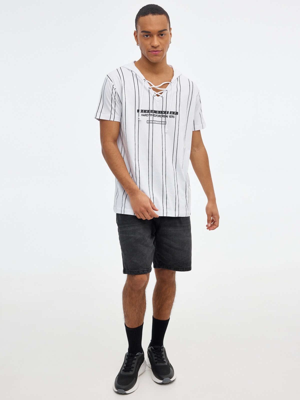 Striped T-shirt with hood white front view