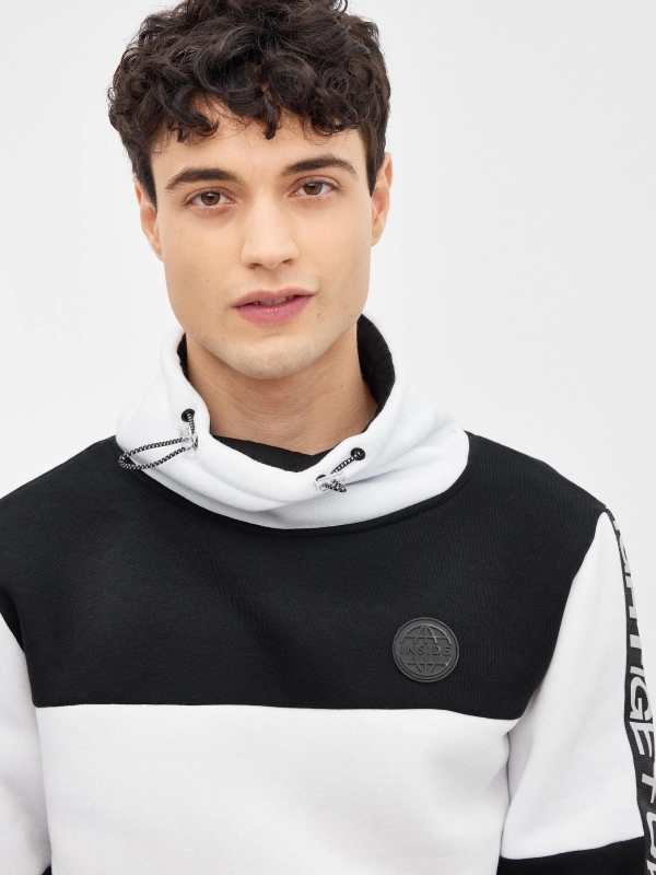 Sweatshirt with wrap-around collar black detail view