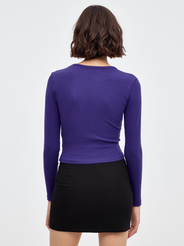 Ambitious T-shirt violet middle back view