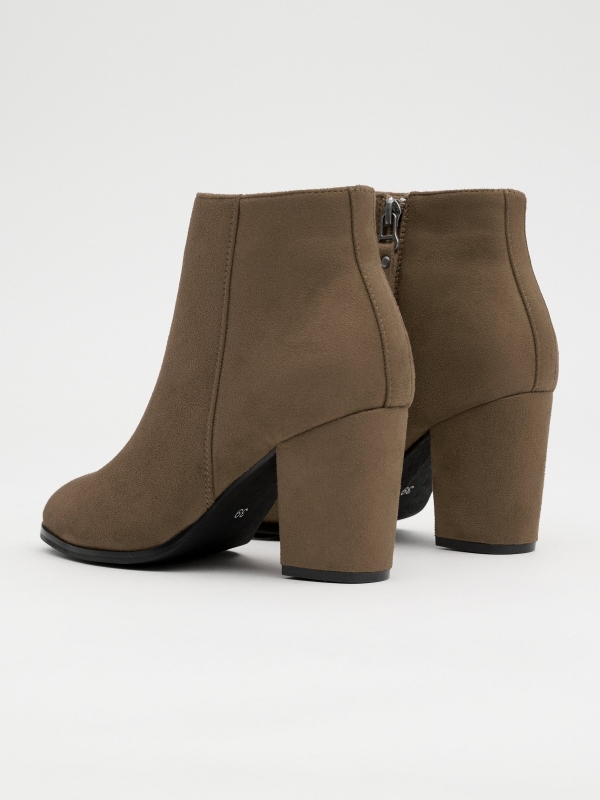 Brown ankle boot with heel beige 45º back view