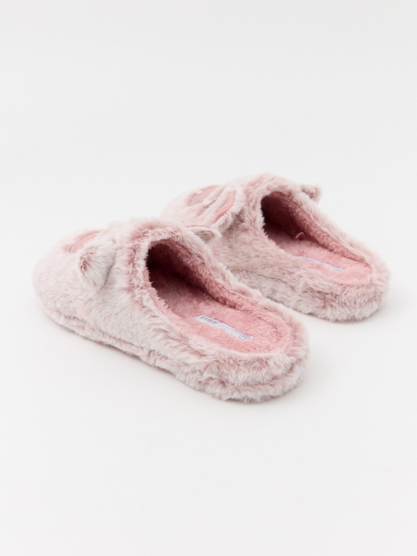 Piggy house slippers light pink middle front view