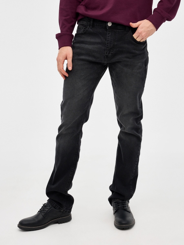 Dark gray basic jeans black middle front view