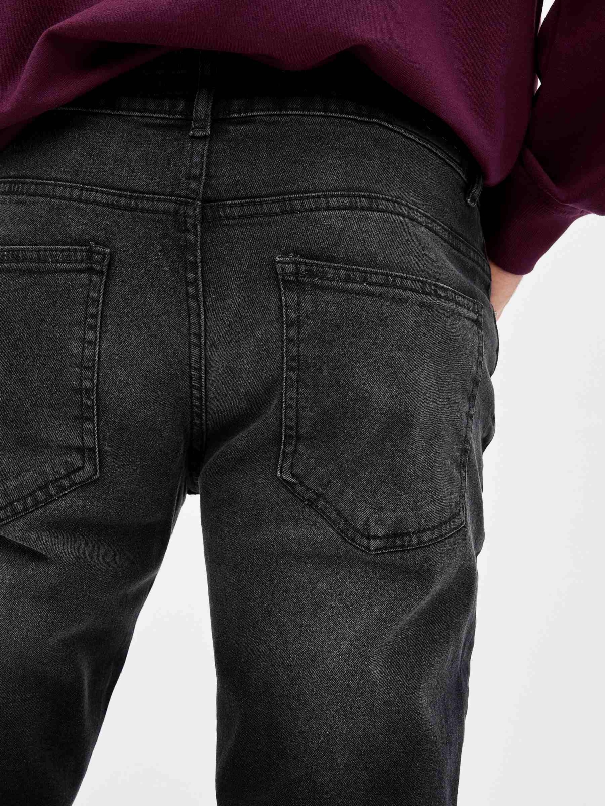 Dark gray basic jeans black detail view