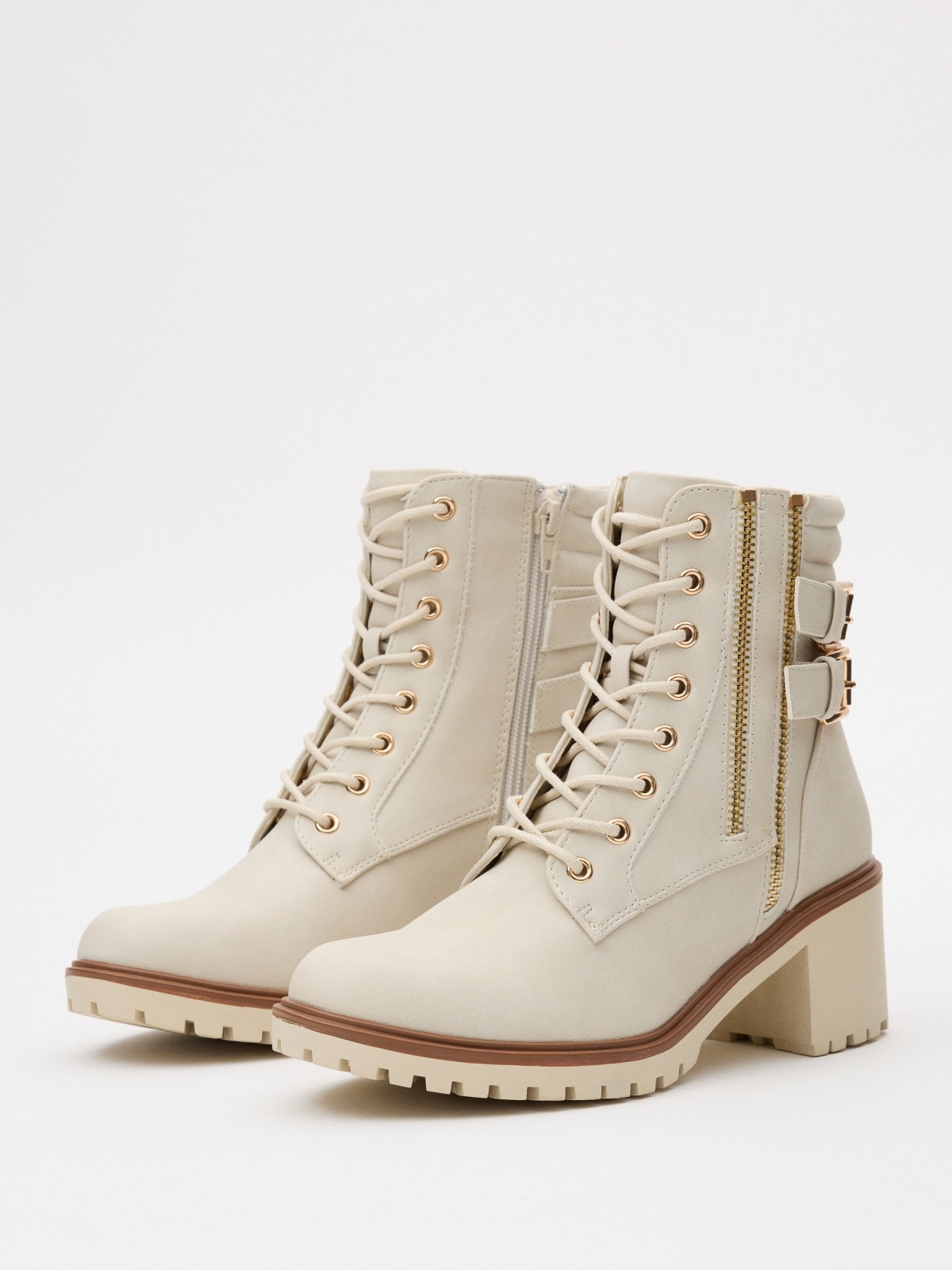 Ankle boots with double buckle heel 45º front view