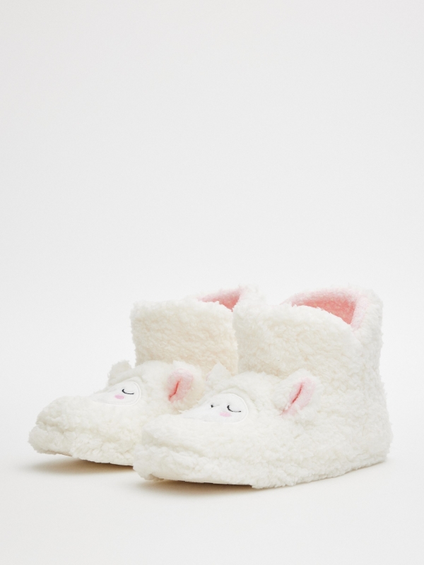 House slippers sheep bootie off white back view