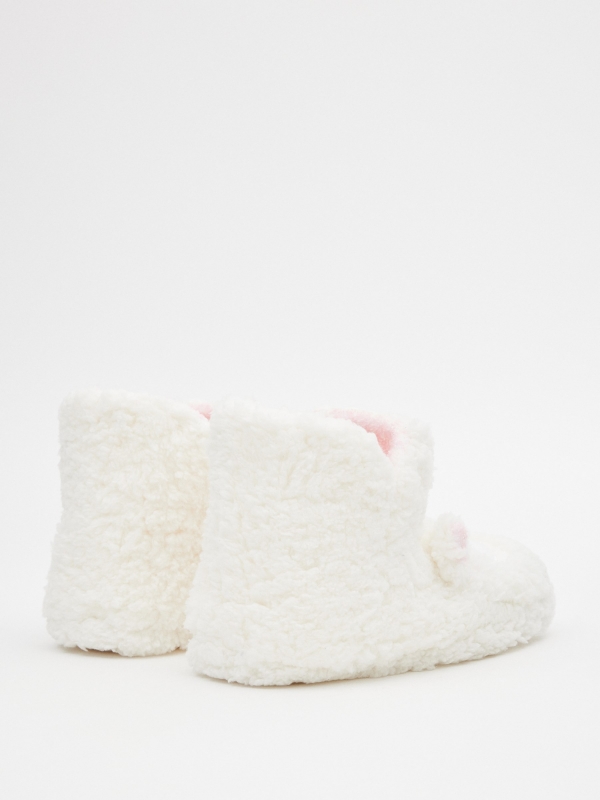 House slippers sheep bootie off white middle front view