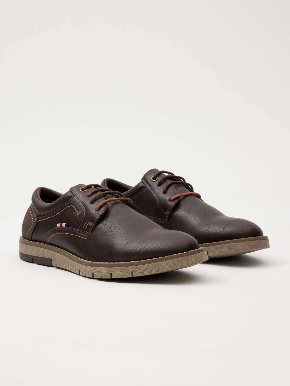 Classic leatherette shoe with laces brown 45º front view