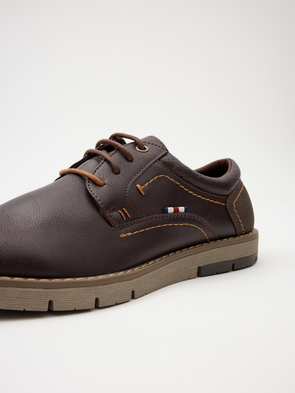 Classic leatherette shoe with laces brown detail view