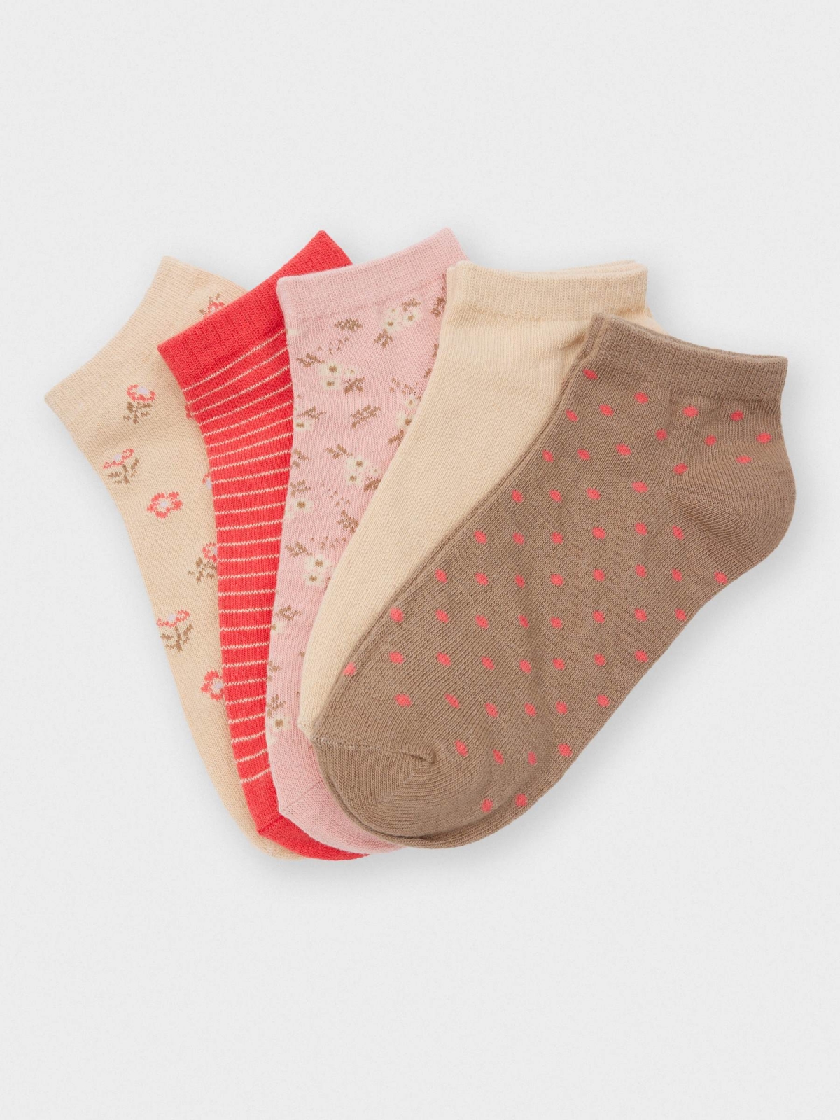 Pack 5 assorted print socks middle front view