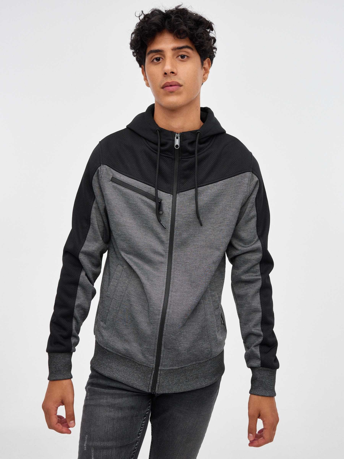 Open sweatshirt with zipper black middle front view