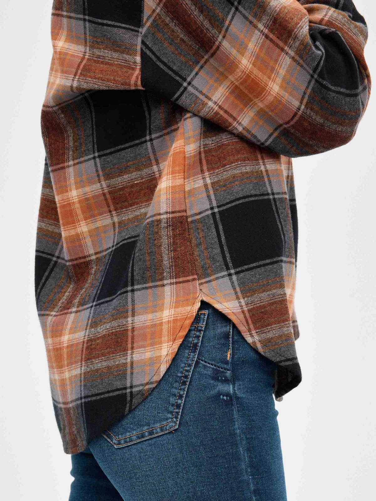 Oversized plaid shirt multicolor detail view