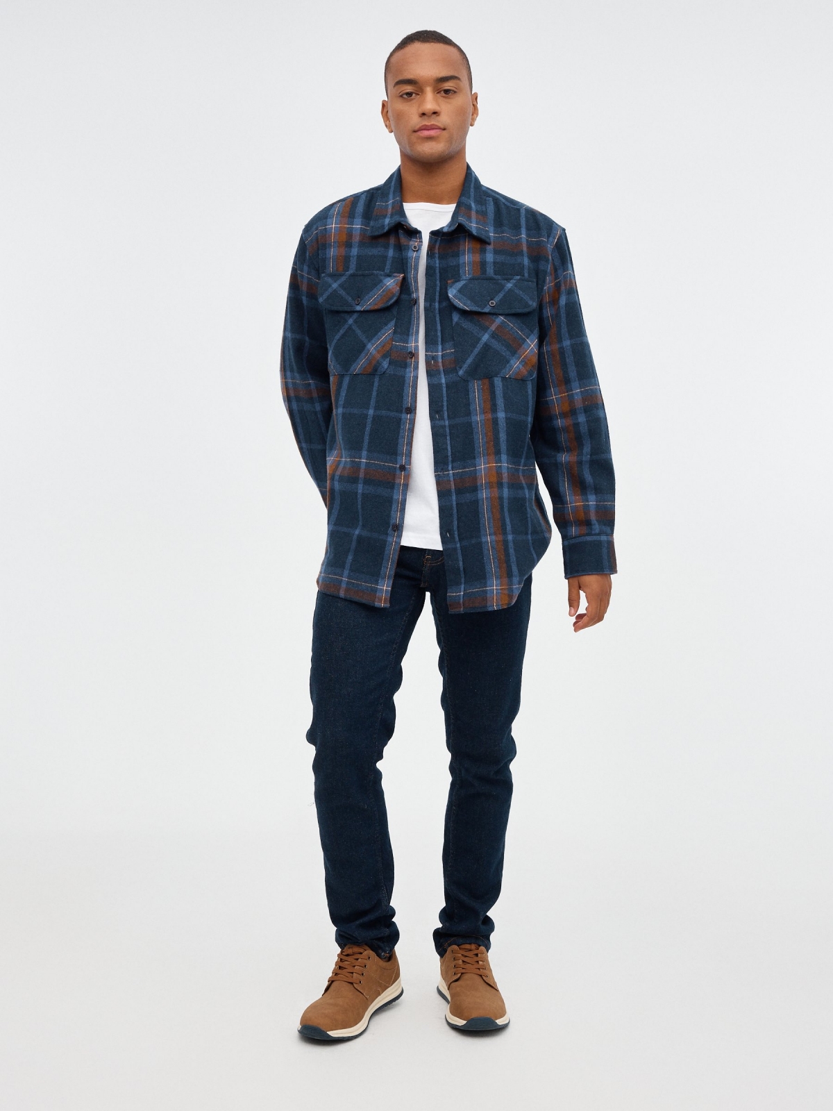 Plaid overshirt with pockets blue front view