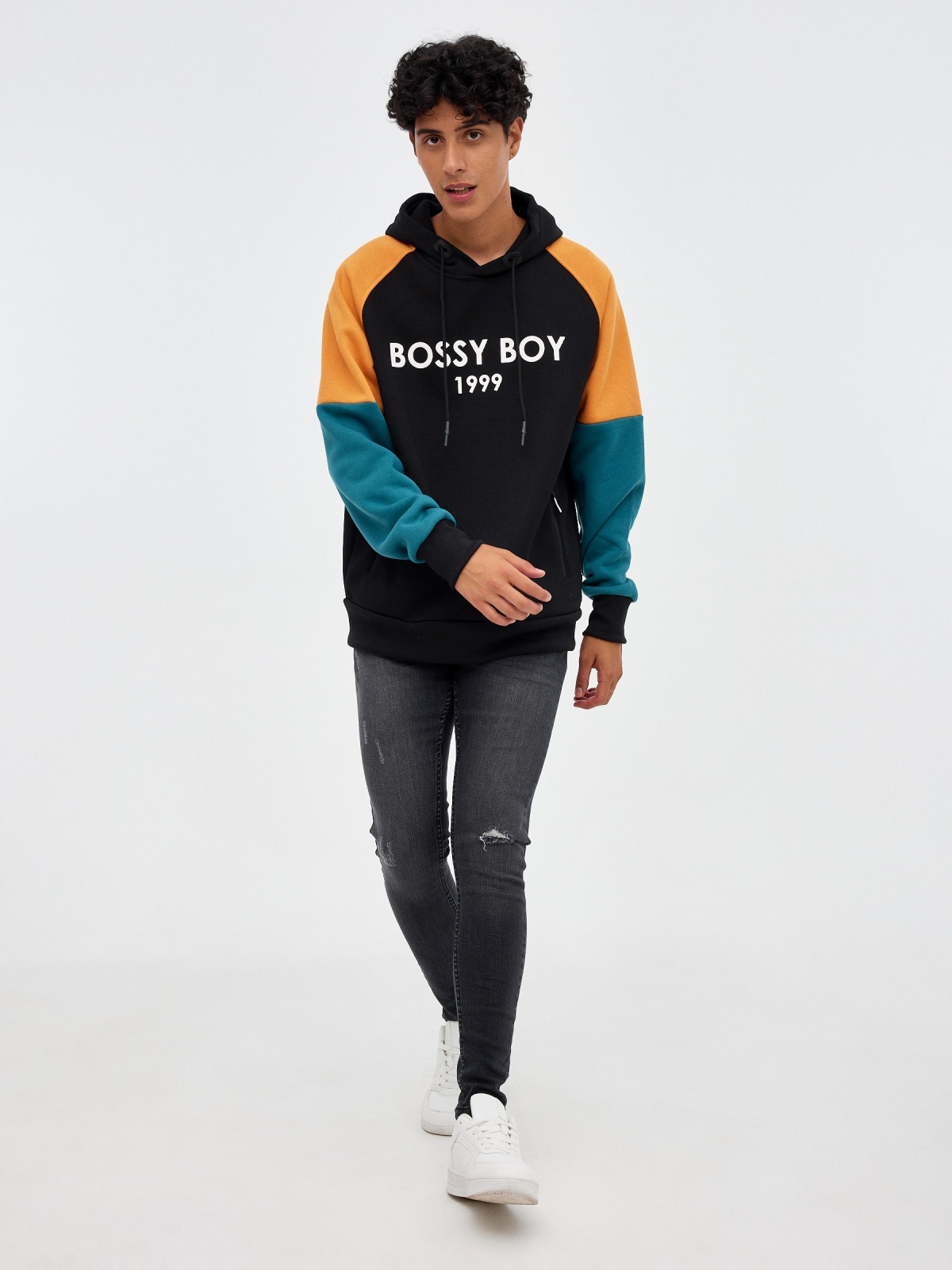 Sweatshirt Bossy Boy preto vista geral frontal