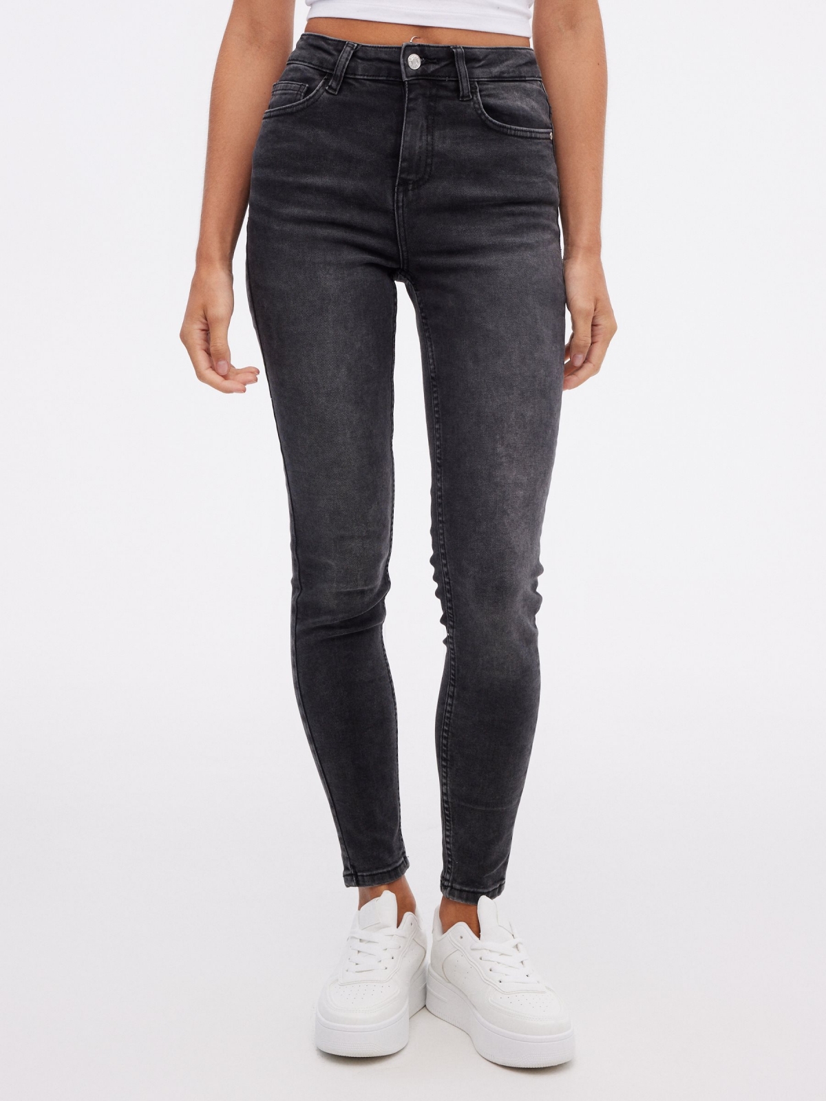 Basic skinny jeans black black middle front view