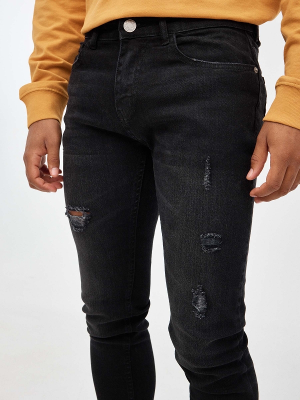 Jeans super slim basic negro vista detalle