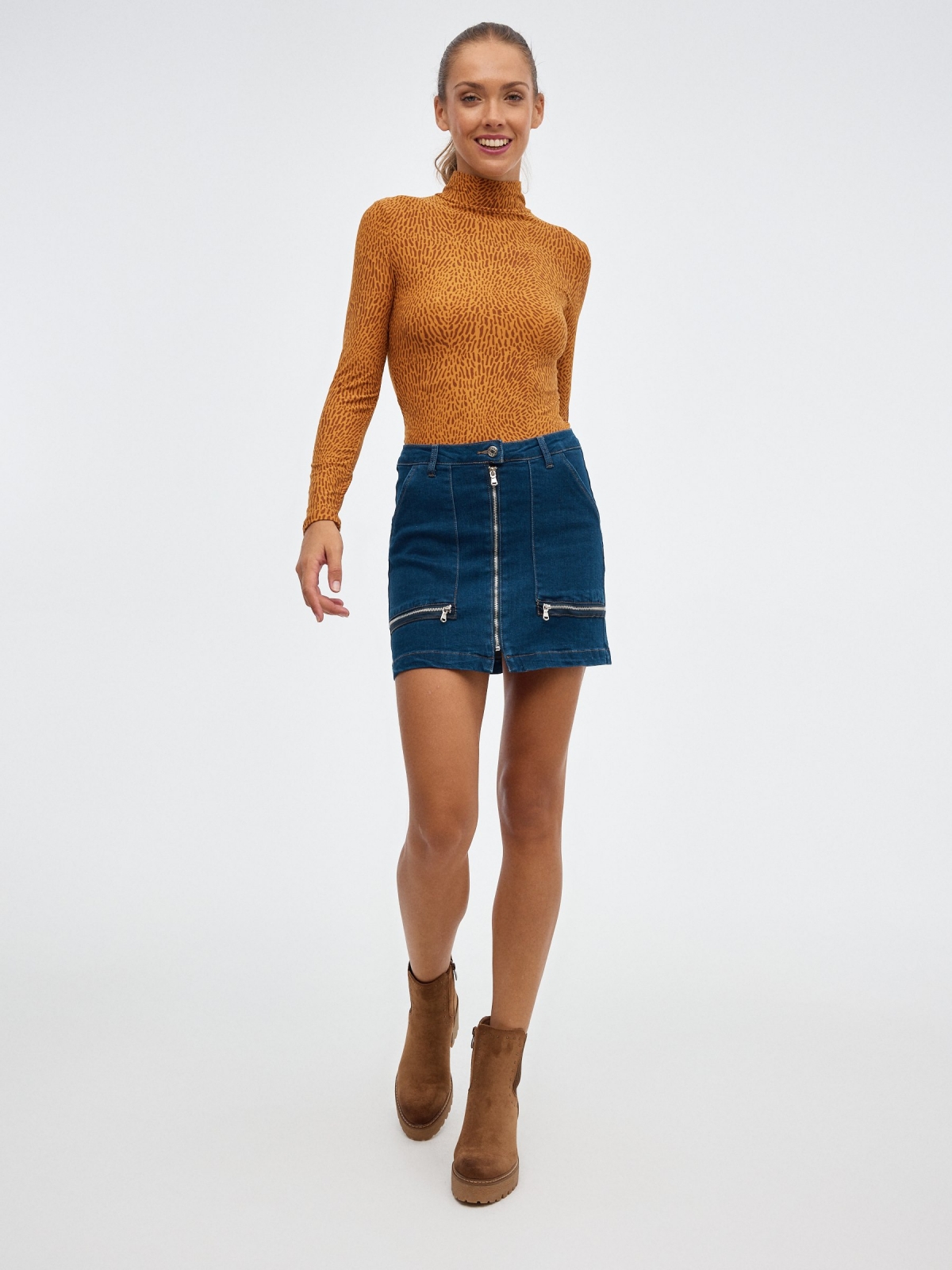 Denim mini skirt with zipper blue front view