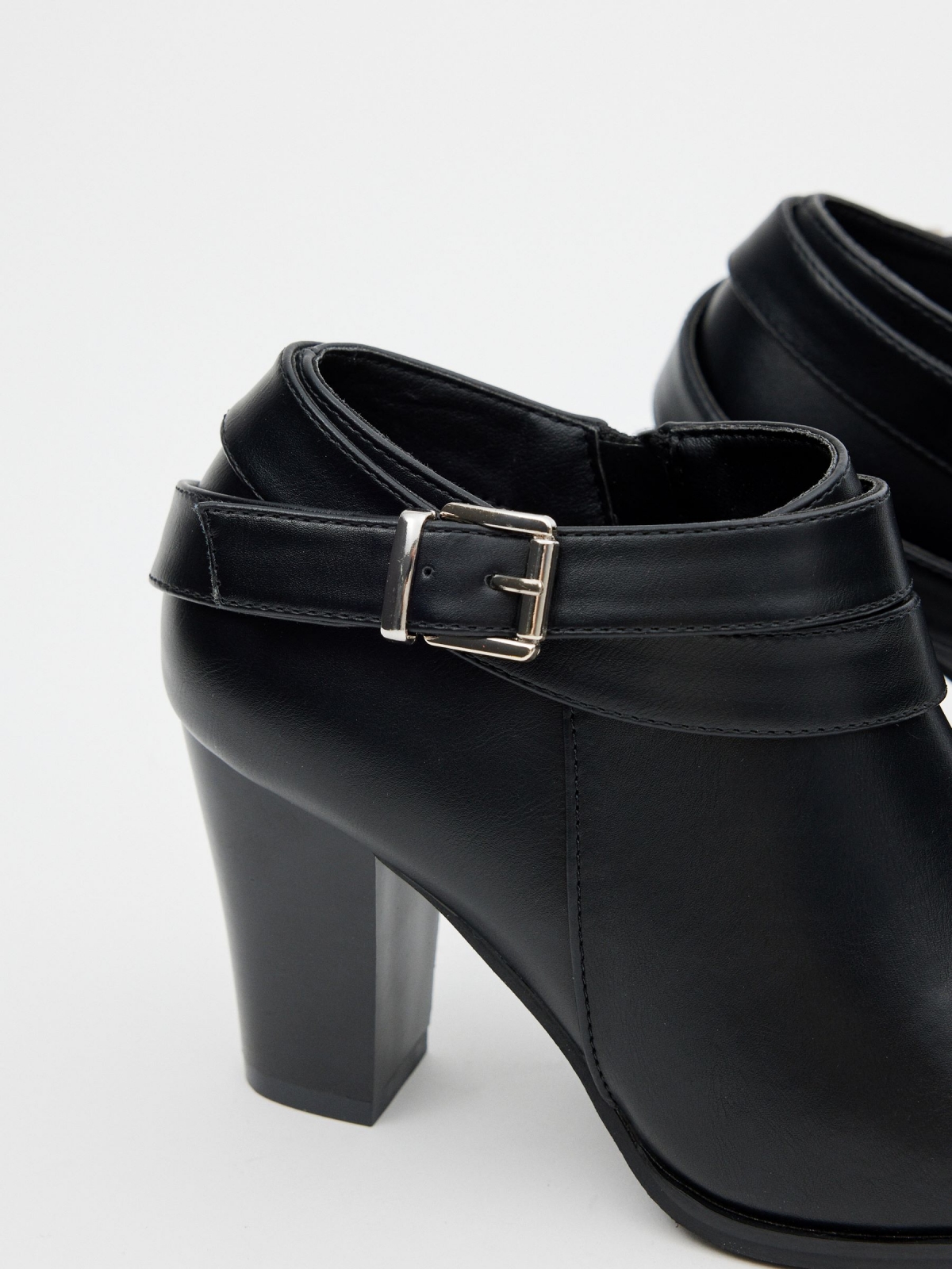 Patent leather ankle boots with buckle black zenithal view