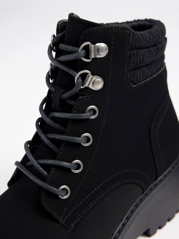 Mountain style wedge ankle boots black detail view