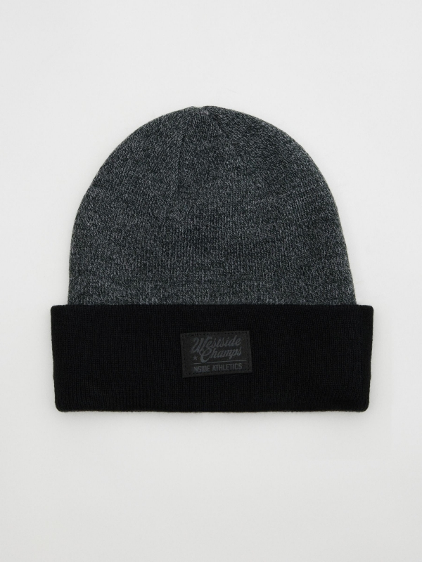 Men's gray and black cap