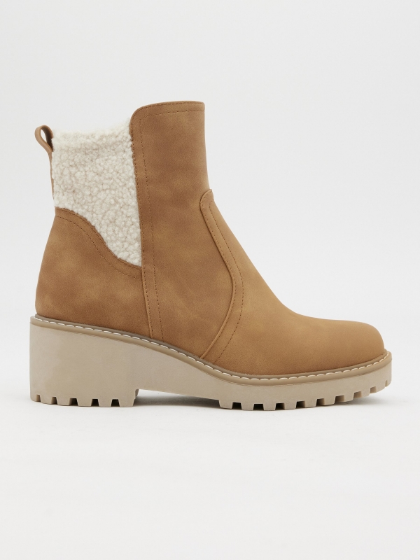 Wedge and sheepskin ankle boots brown