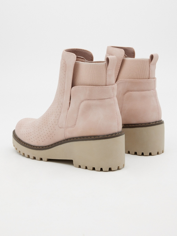 Wedge and elastic boots pink 45º back view
