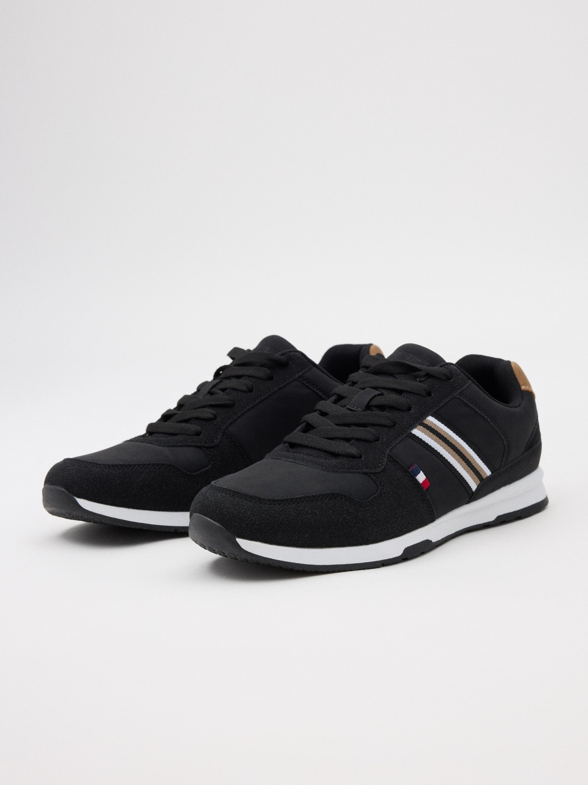 Combined casual sneaker black/beige 45º front view