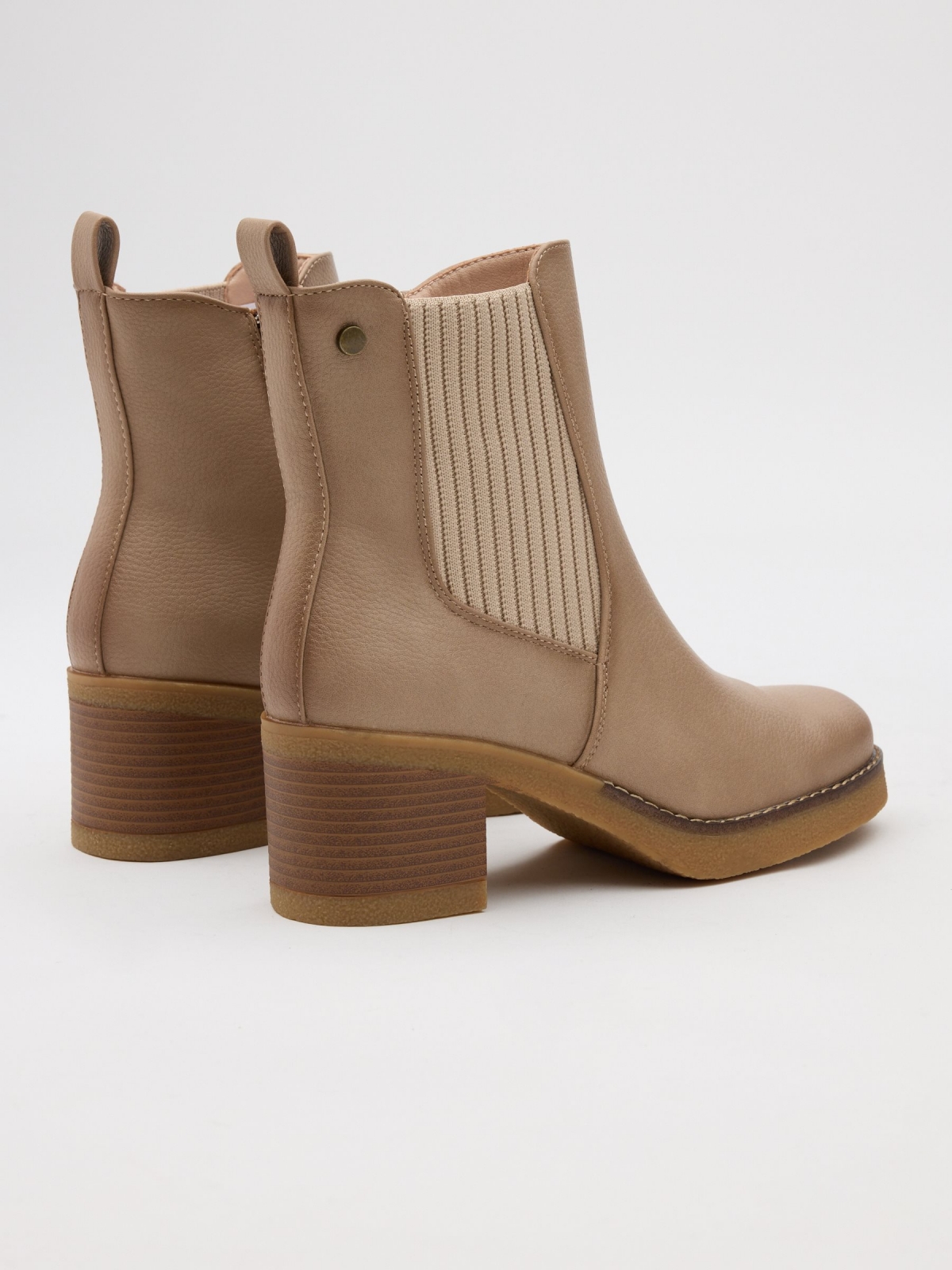 Knitted ankle boots beige 45º back view