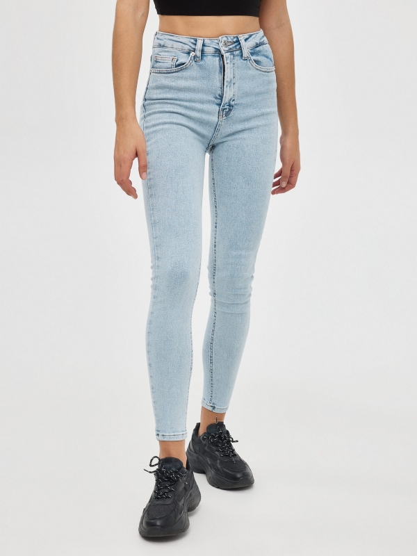 High rise skinny jeans light blue middle front view