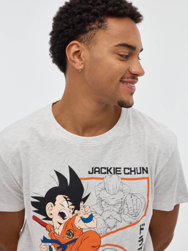 T-shirt Dragon Ball cinza vista detalhe