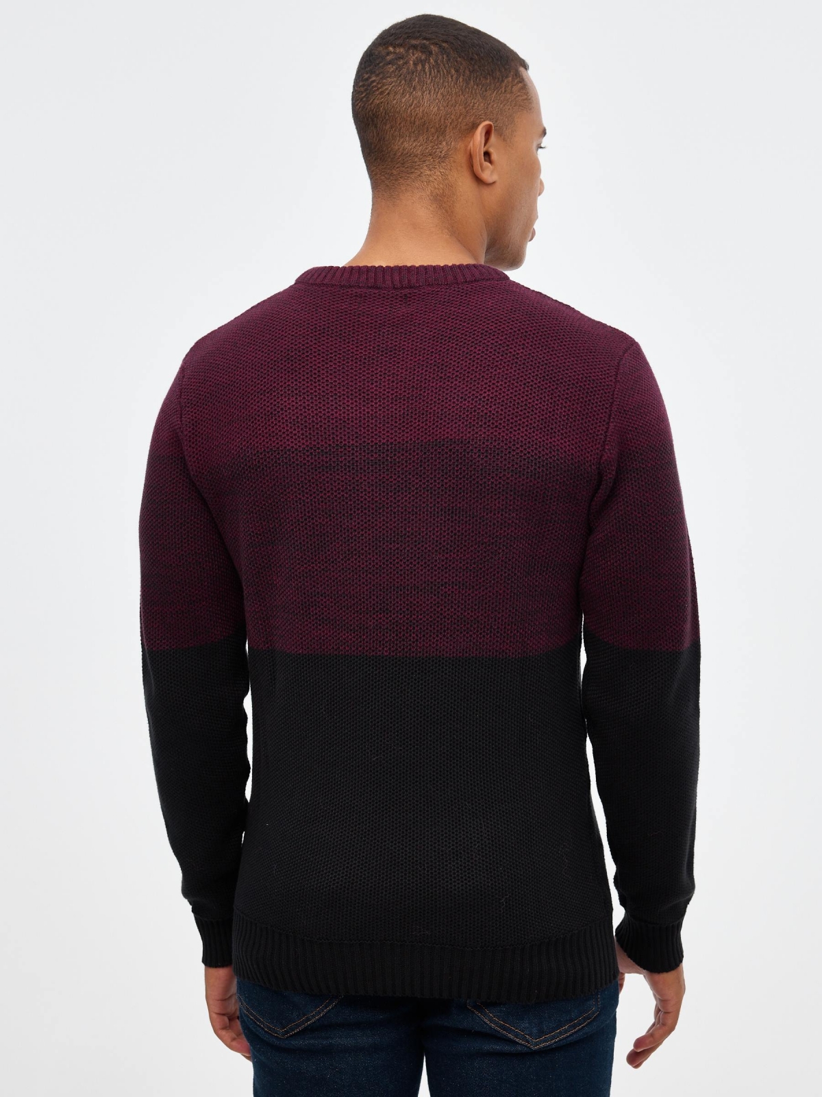 Color block sweater made of torzal black middle back view