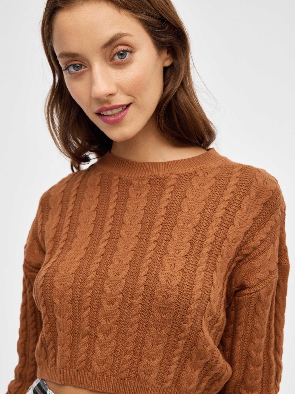 Eights knitted crop sweater brown detail view