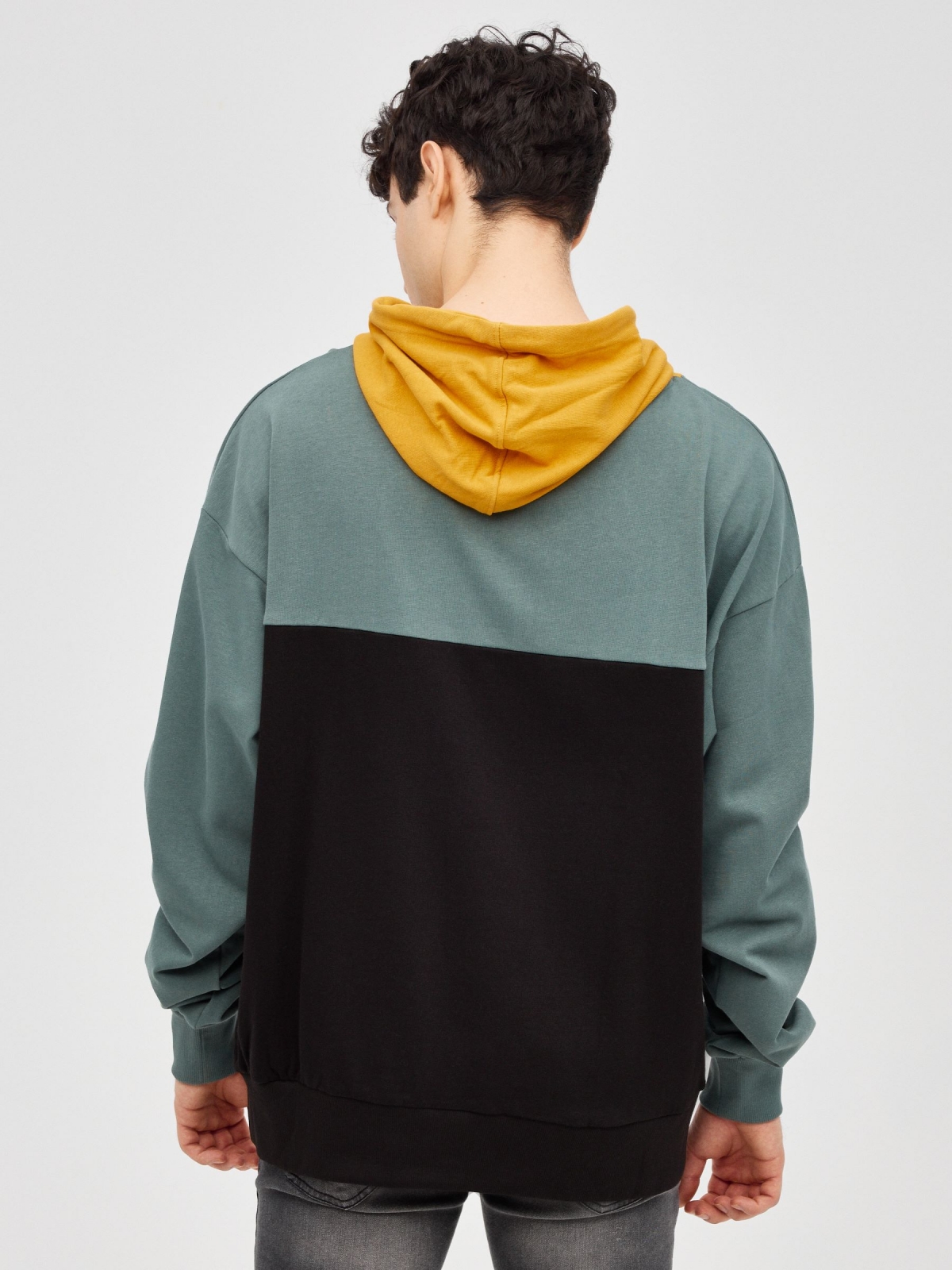 Sweatshirt com capuz TECHN preto vista meia traseira