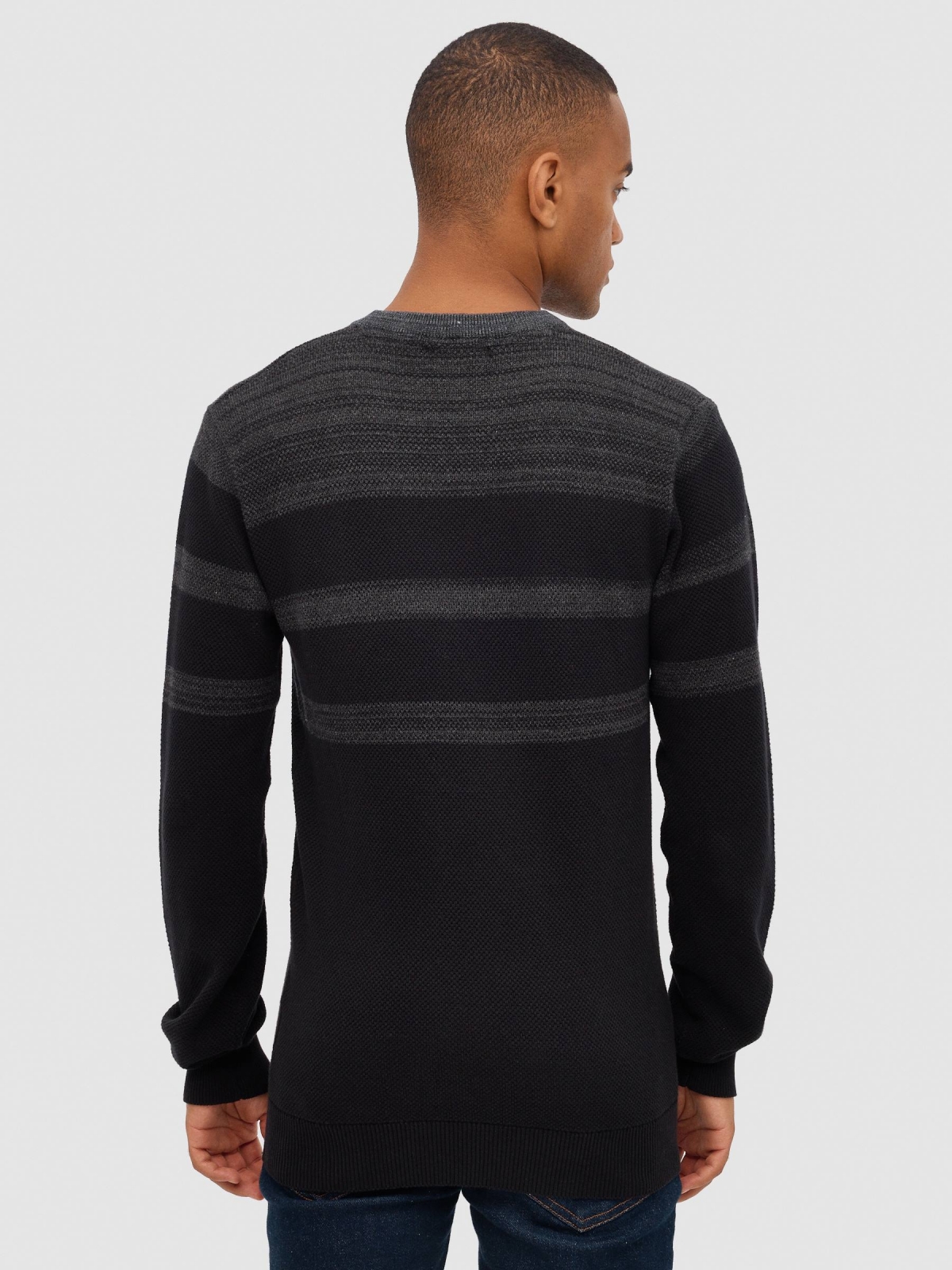 Basic color block sweater black middle back view