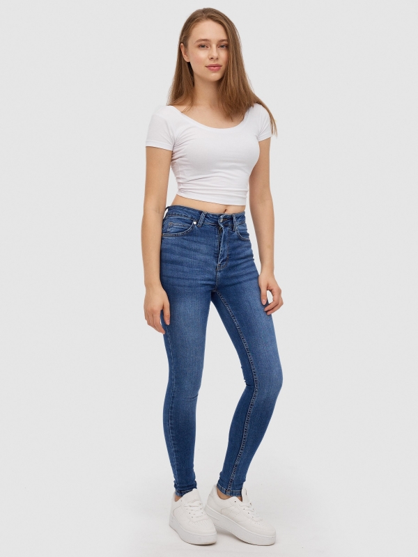 Jeans skinny de cintura subida azul vista geral frontal