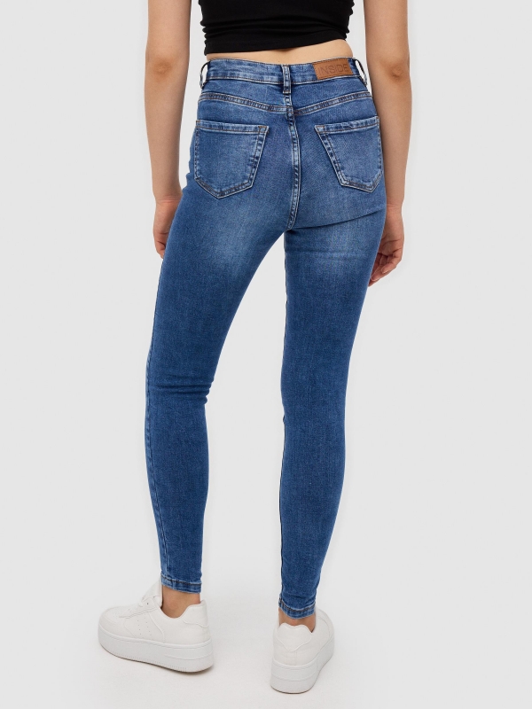 Jeans skinny denim azul vista media trasera