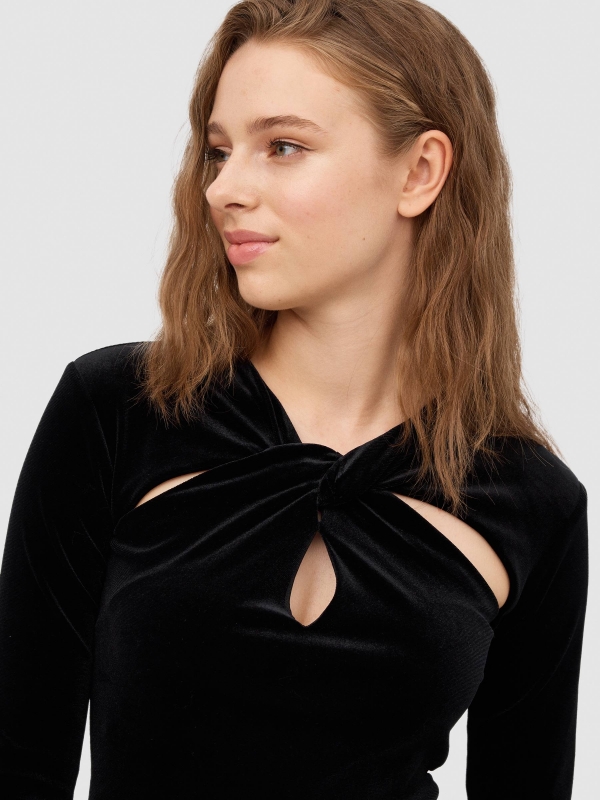 Mini velvet dress with knot black detail view