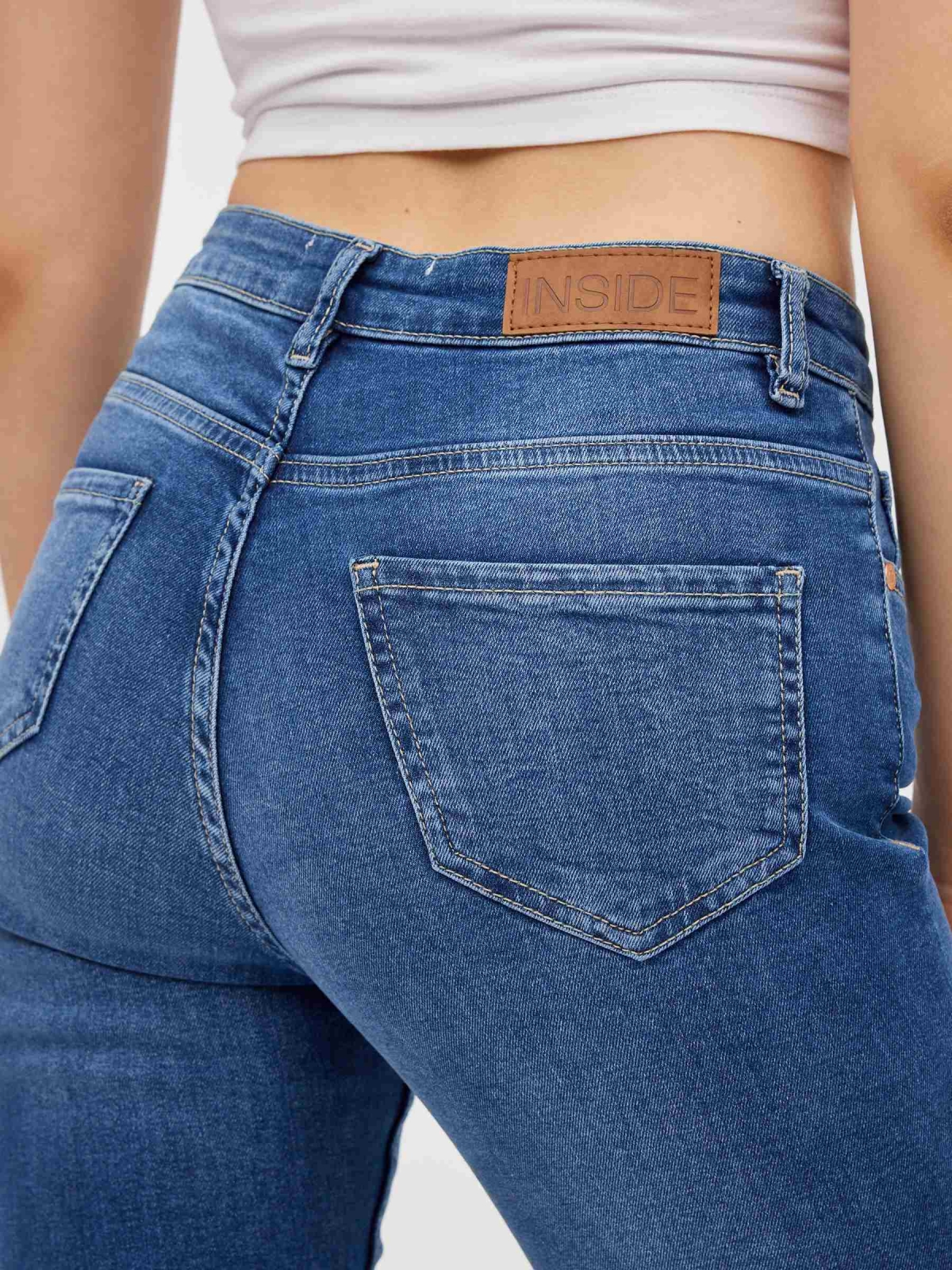 Denim skinny jeans medium rise blue detail view