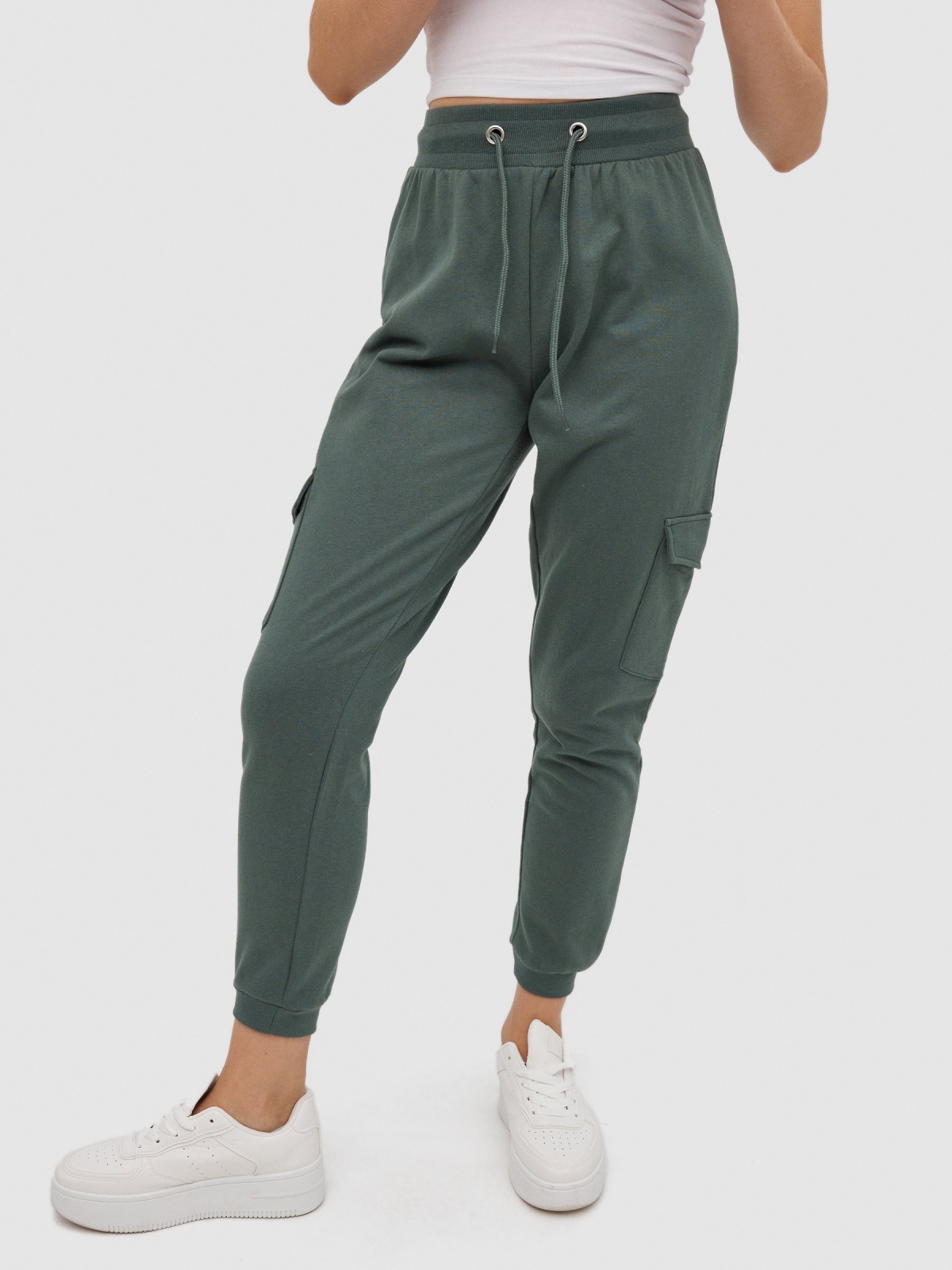 Rogaland jogger pants greyish green middle front view