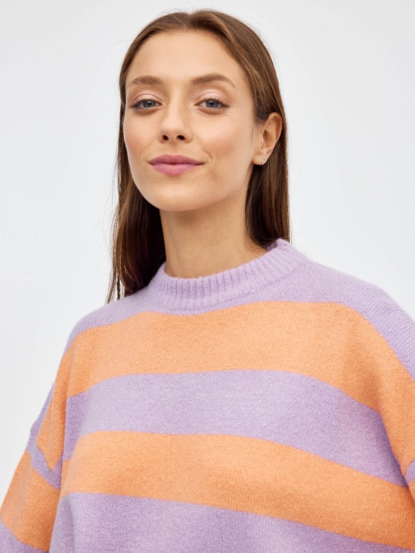 Oversized striped crop sweater lilac detail view