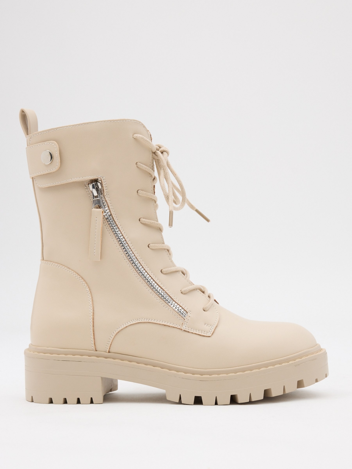 Half-calf zipper boots beige