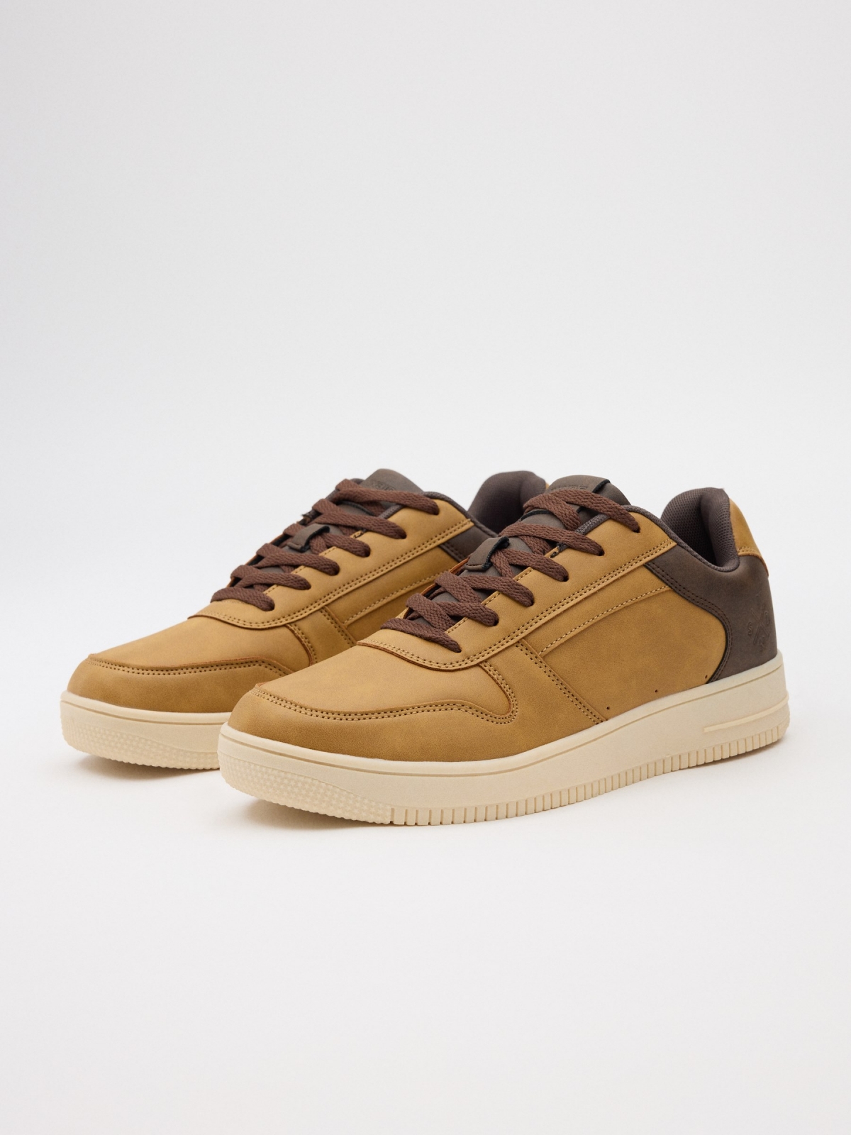Basic casual combined sneaker brown 45º front view