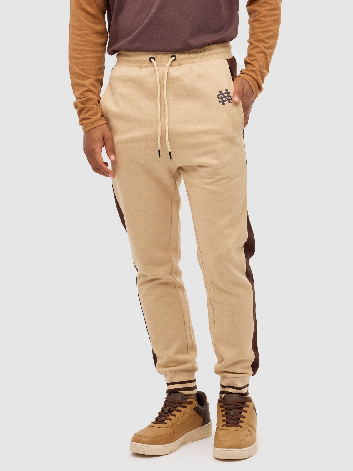 Jogger pants SN beige middle front view