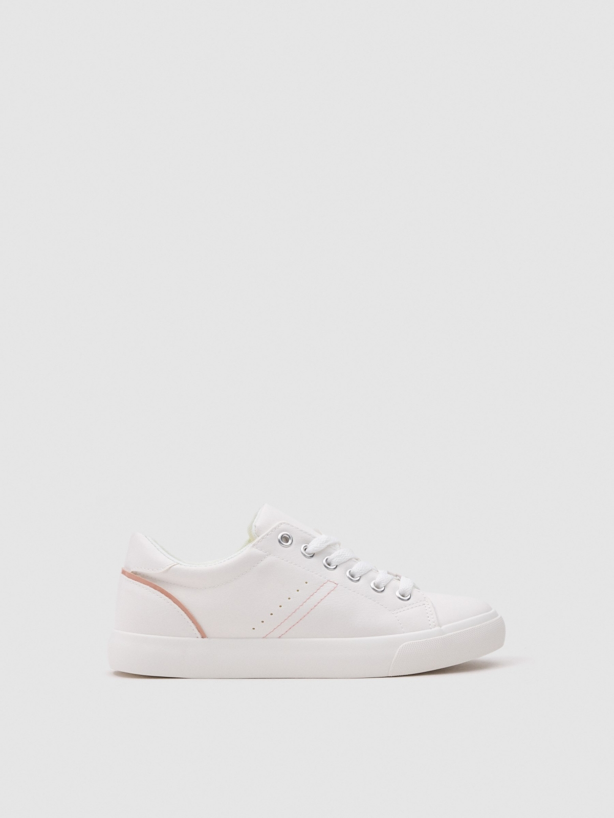 Basic Casual Sneaker off white
