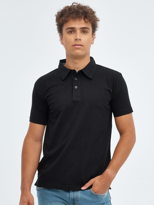 Basic polo shirt classic collar black middle front view