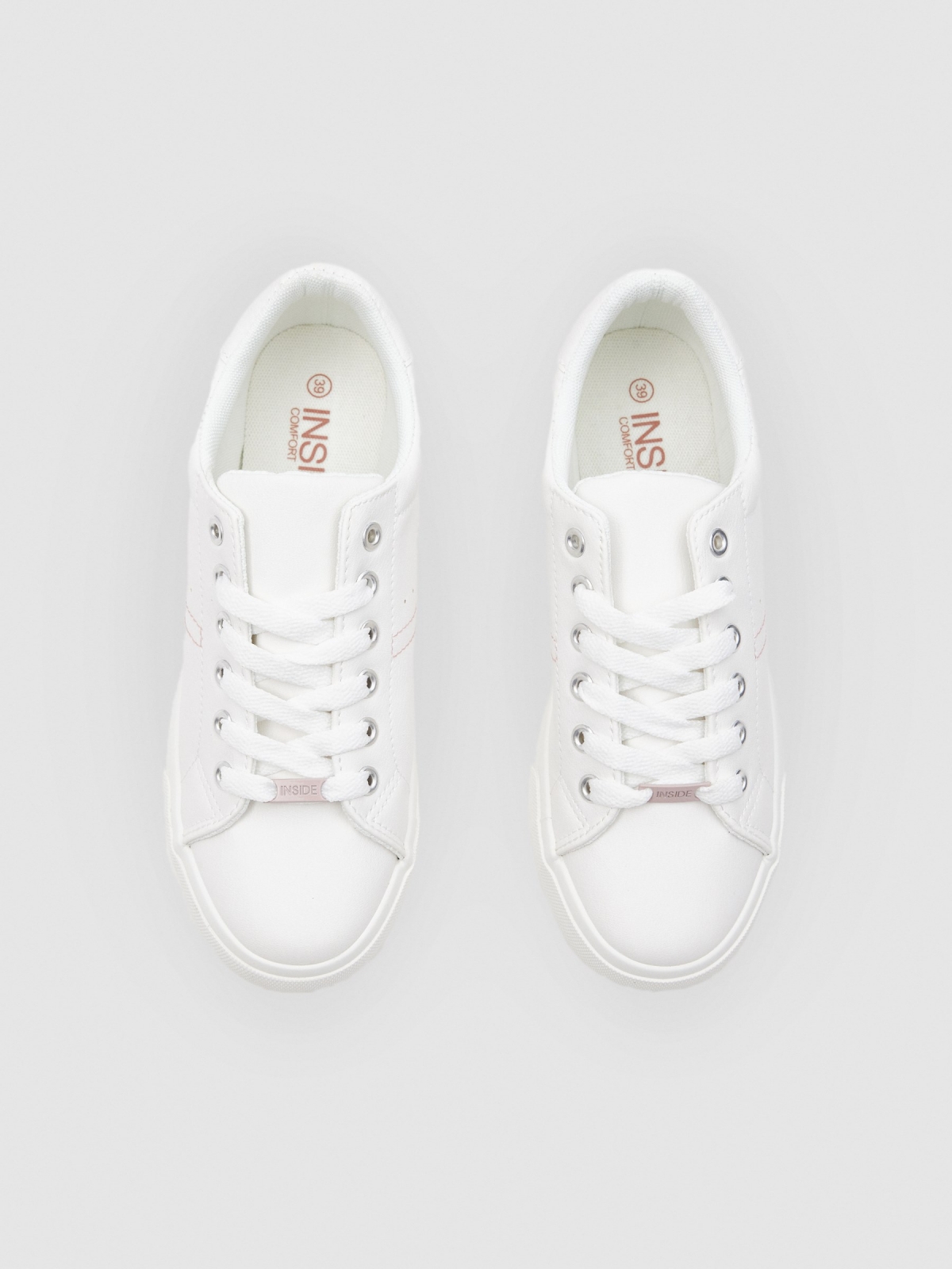 Basic Casual Sneaker off white zenithal view