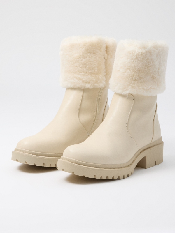 Fashion fur collar ankle boots white 45º front view